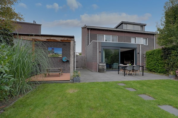 Medium property photo - Aletta Jacobsweg 54, 9408 AM Assen